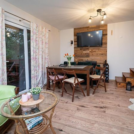 Garden House Nad Jeziorem Szelment Przejma Wielka Bagian luar foto