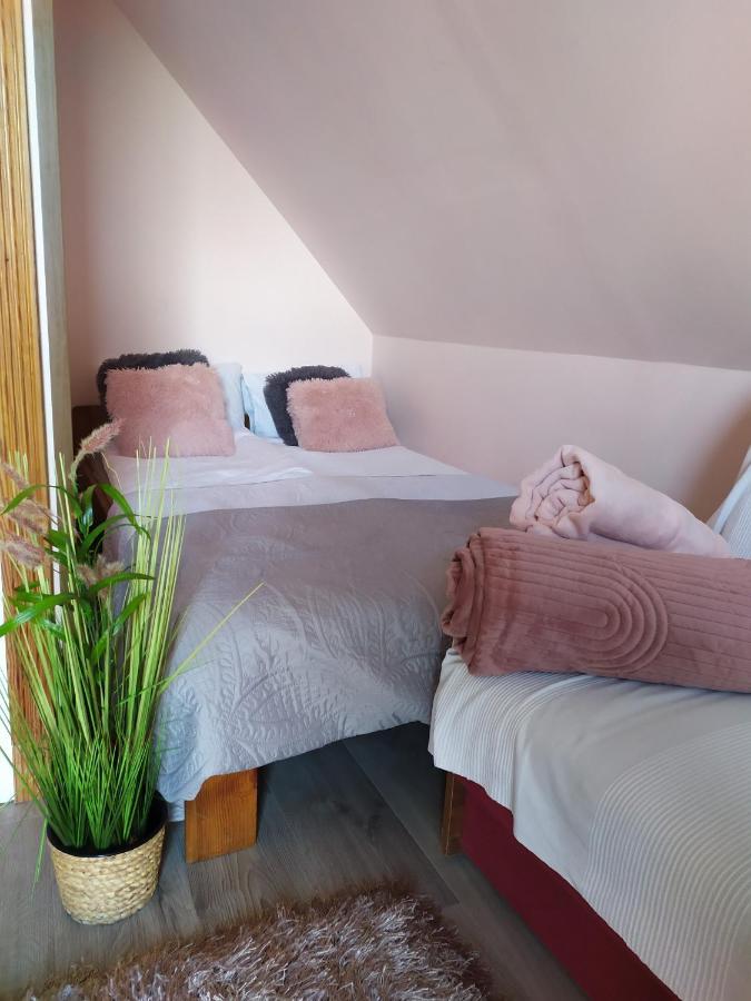 Garden House Nad Jeziorem Szelment Przejma Wielka Bagian luar foto