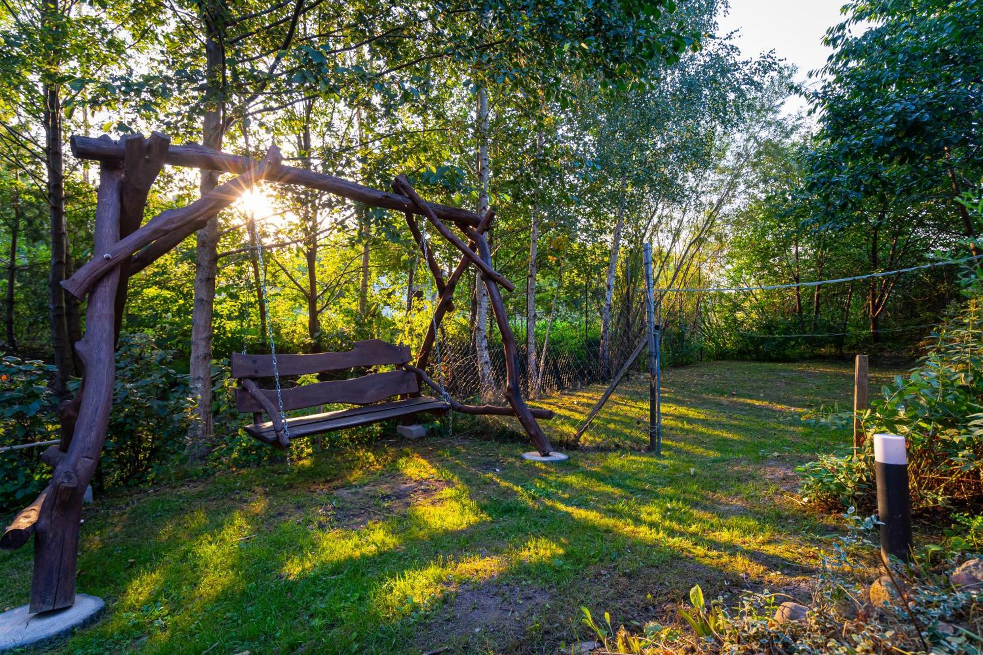 Garden House Nad Jeziorem Szelment Przejma Wielka Bagian luar foto